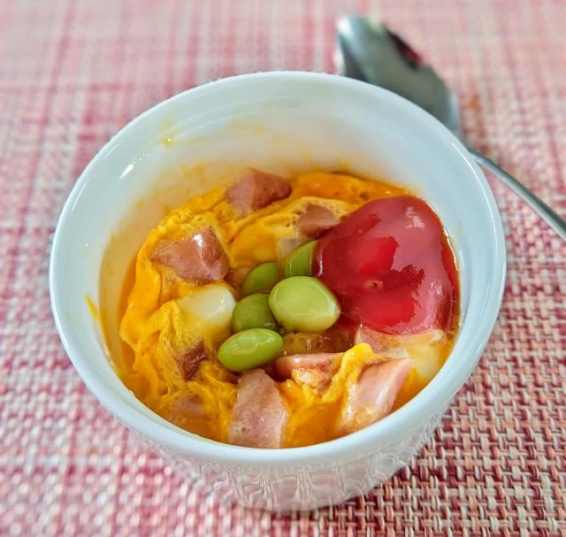 レンジでココットオムレツ