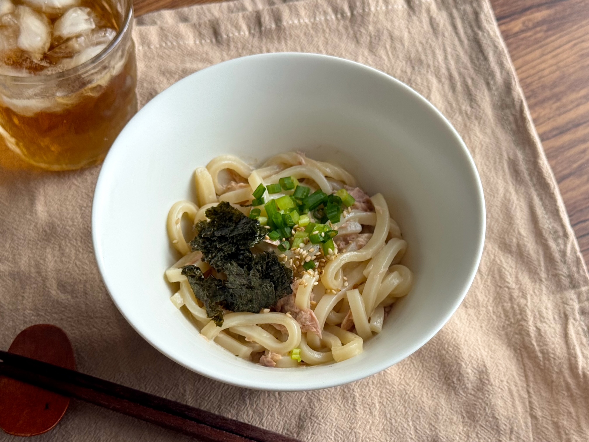 節約派の朝ごはん♪コクうま簡単「ツナマヨうどん」