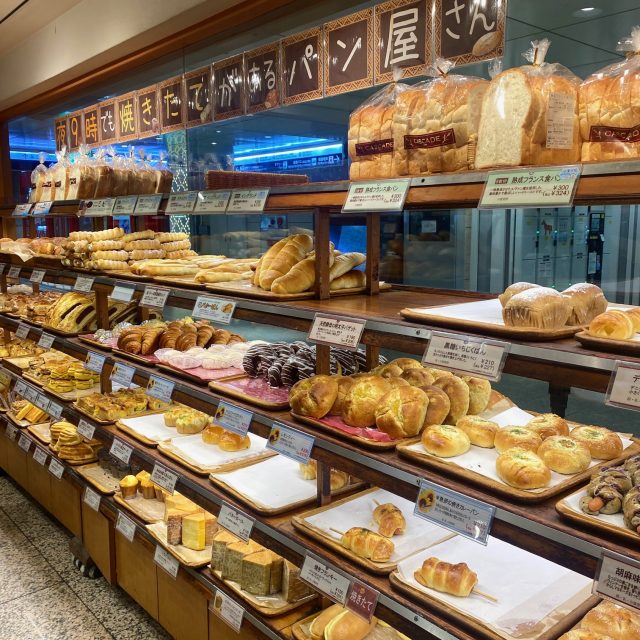 大阪Cascade(カスケード) 阪急三番街店 店内