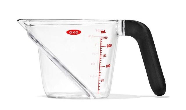OXO（オクソー）の「アングルドメジャーカップ」