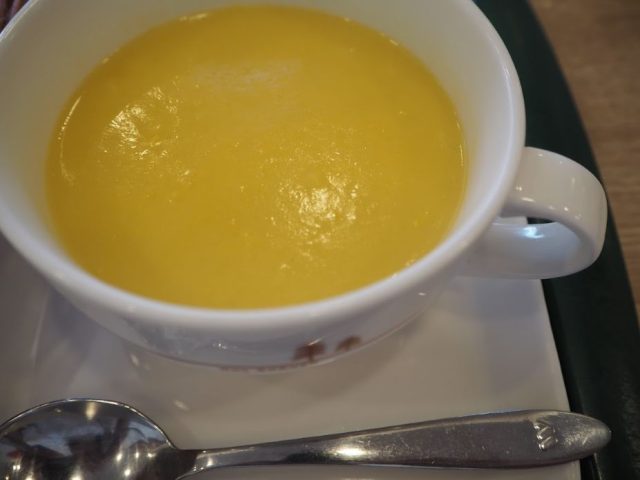 コーンスープ