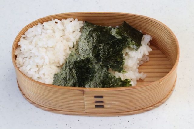 2品弁当の詰め方プロセス