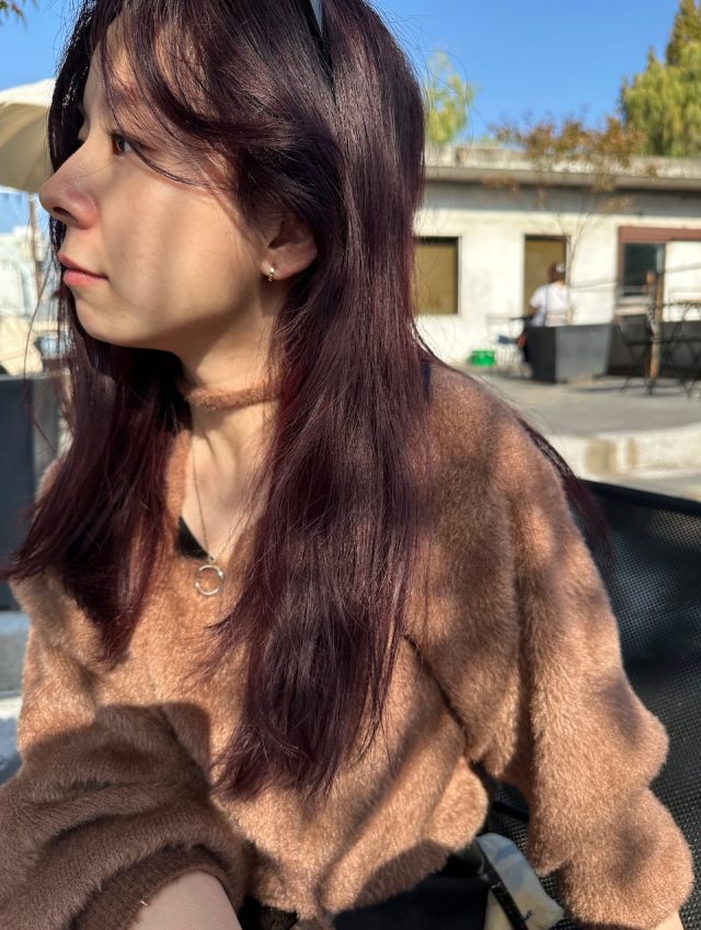女性の横顔