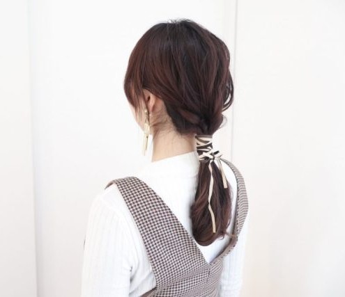 ほどよく華やぐ秋ヘア！簡単ヘアアレンジで作る「上品まとめ髪」3選