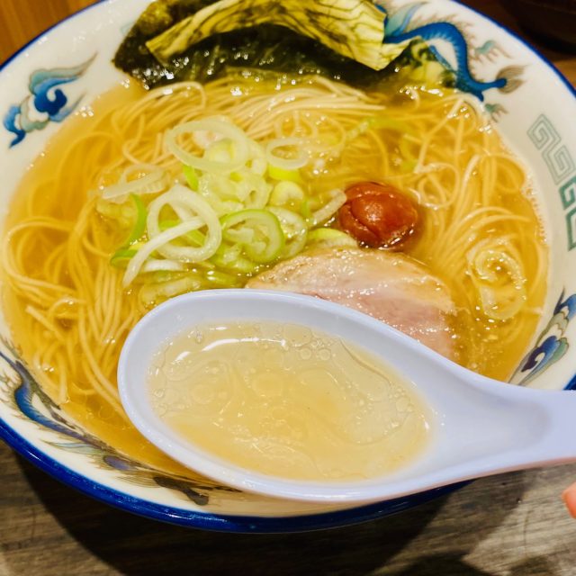 朝らーめん 黄金スープ