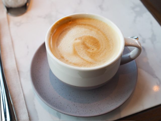 カフェラテ