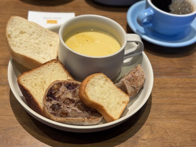 スープとパン
