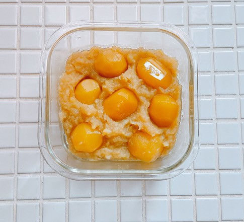 スパイス香る♪市販の甘露煮で簡単「洋風栗きんとん」の作り置き