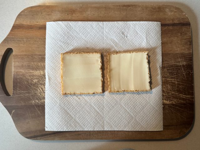 厚揚げを切る