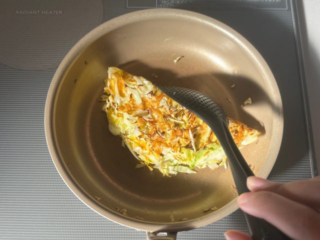 ひっくり返す