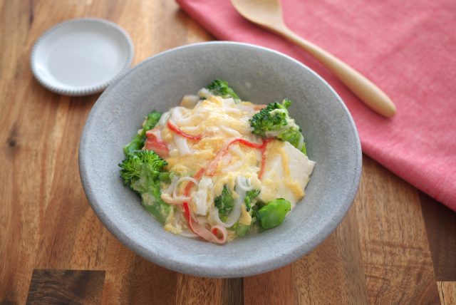 「レンジ神すぎる」 忙しい朝に◎卵活用朝ごはんレシピ3選