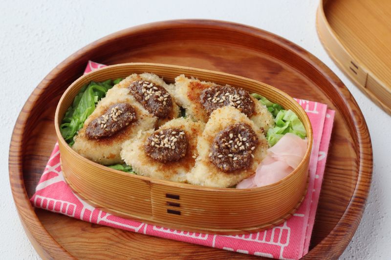 少ない油でヘルシー！「ささみフライのごま味噌ソース」「キャベツバター」2品弁当