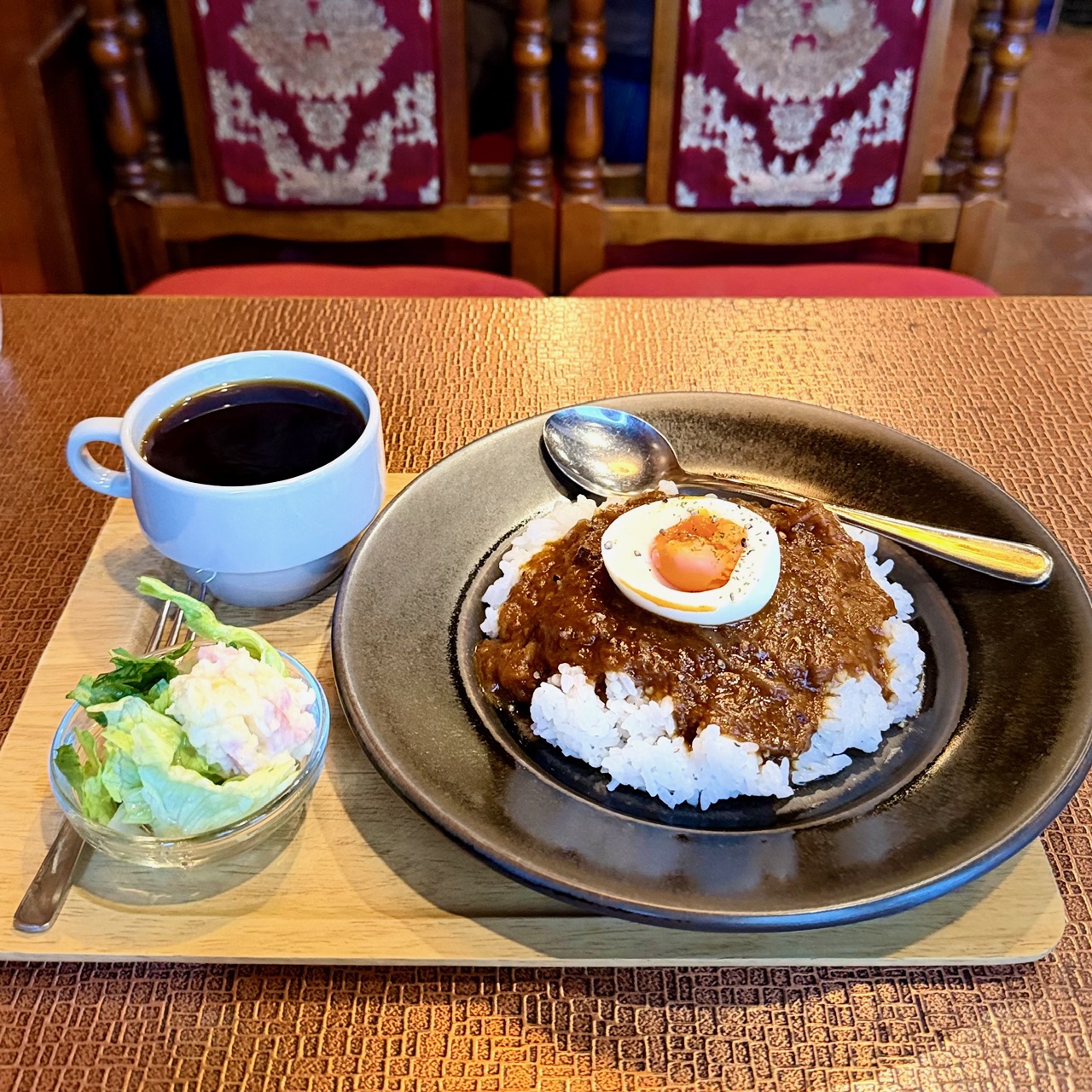 【大阪・中崎町】土日限定！1982年創業・老舗喫茶「ニューMASA」の朝カレーが絶品