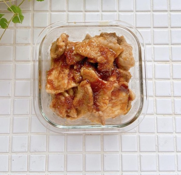 朝は詰めるだけ！作り置きOK「肉おかず」お弁当レシピ3つ