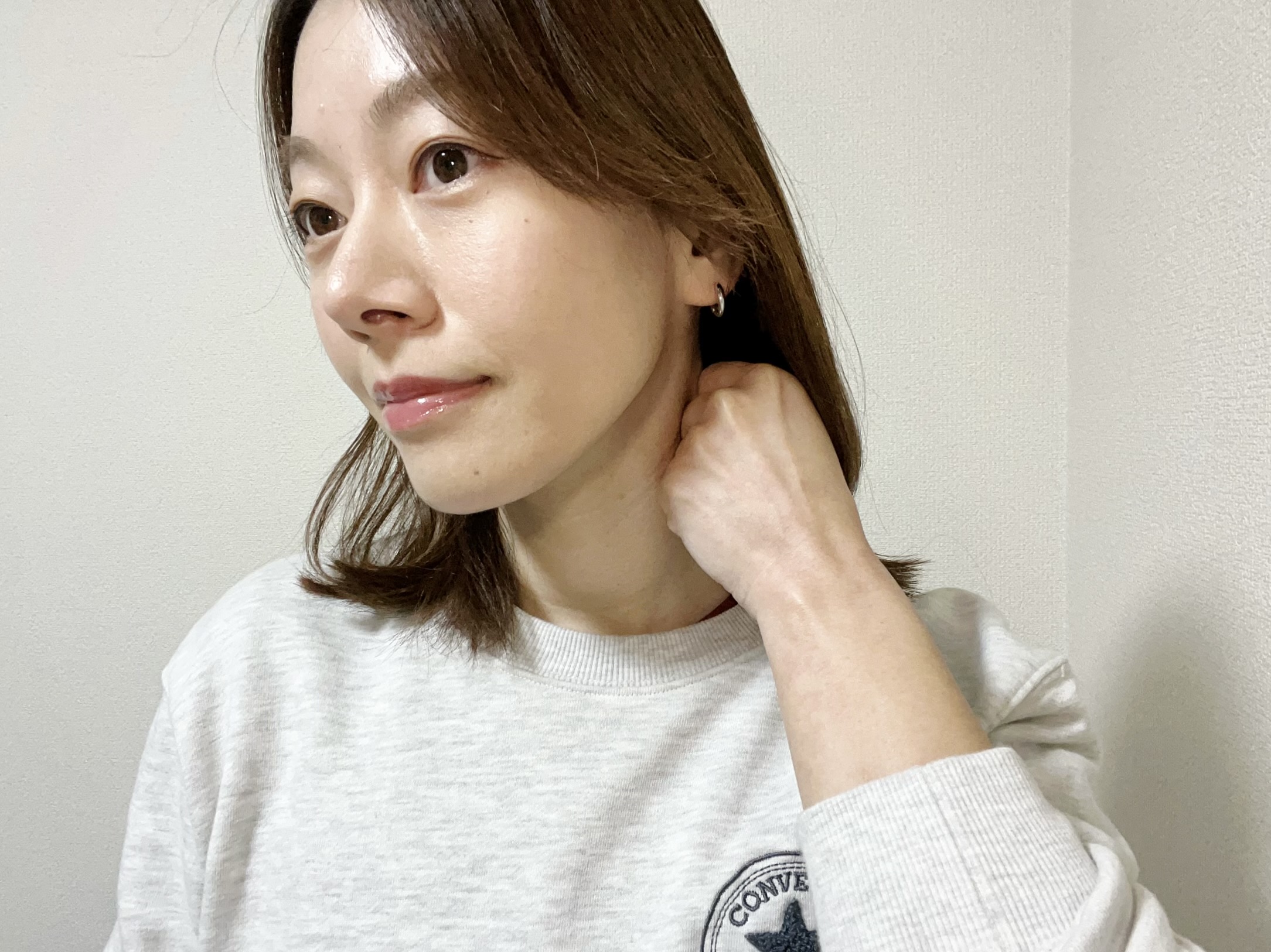 メイクしたままOK！朝1分でフェイスラインすっきり「胸鎖乳突筋」ほぐし