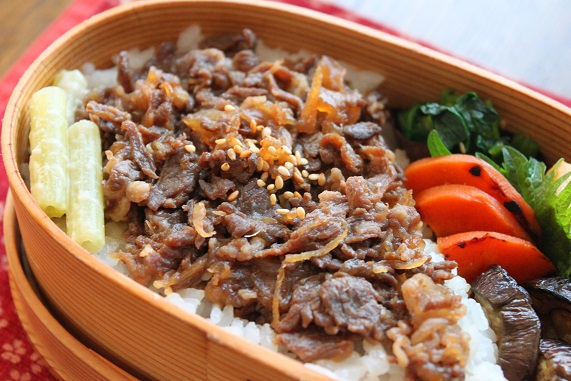 「詰めるだけラクうま」ご飯がすすむ◎甘辛お弁当レシピ3つ