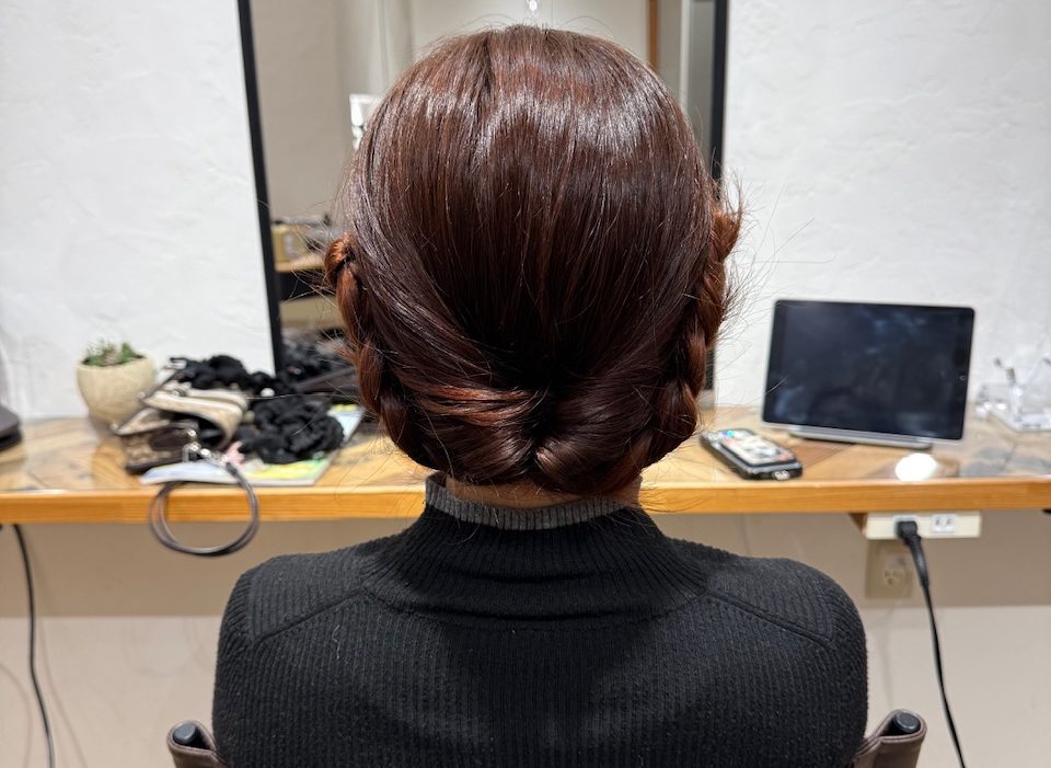 崩れにくくて安心！雨の日・風が強い日におすすめヘアアレンジ