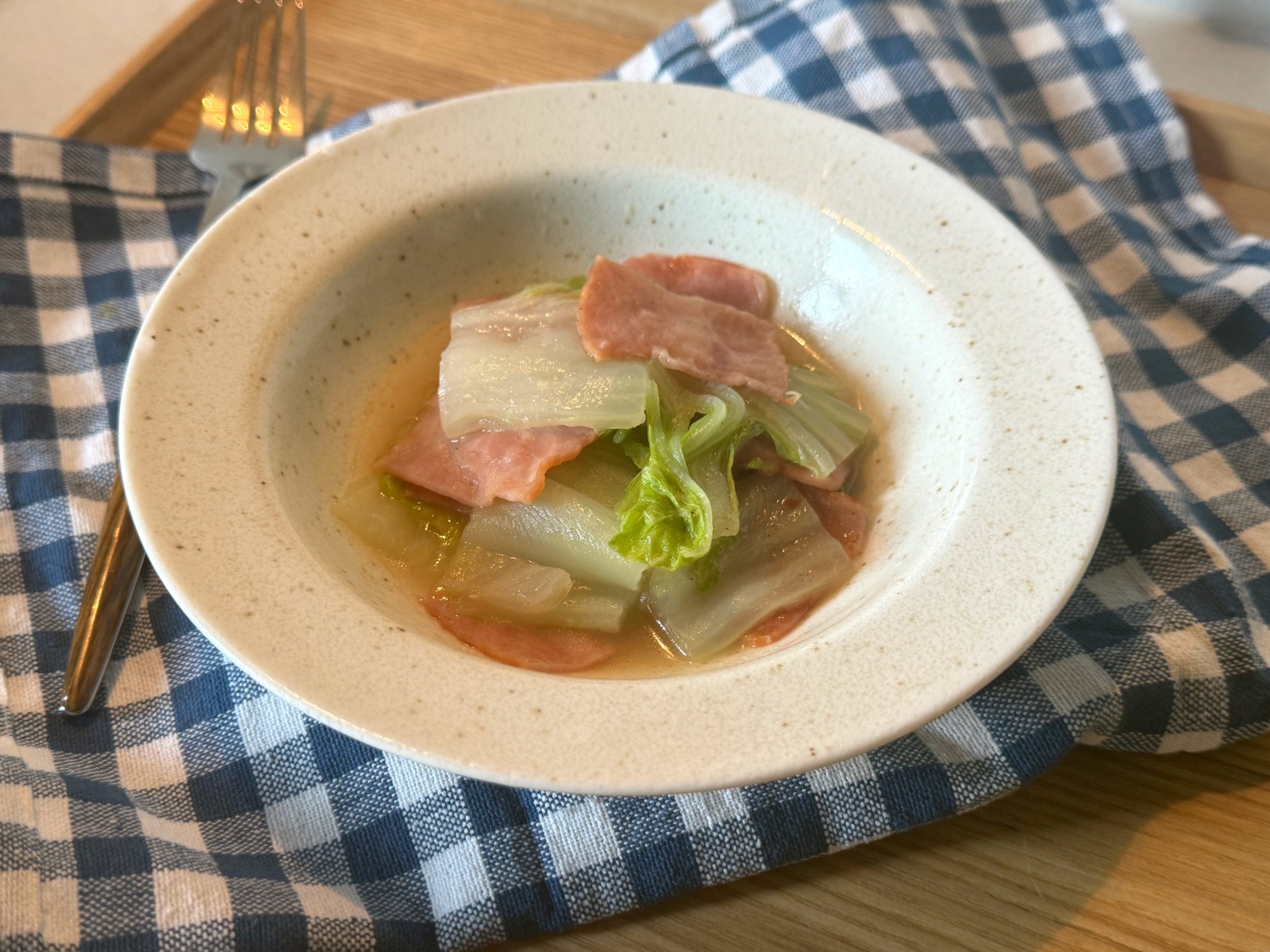 節約＆時短が叶う◎白菜とベーコンのレンジ蒸し朝ごはん