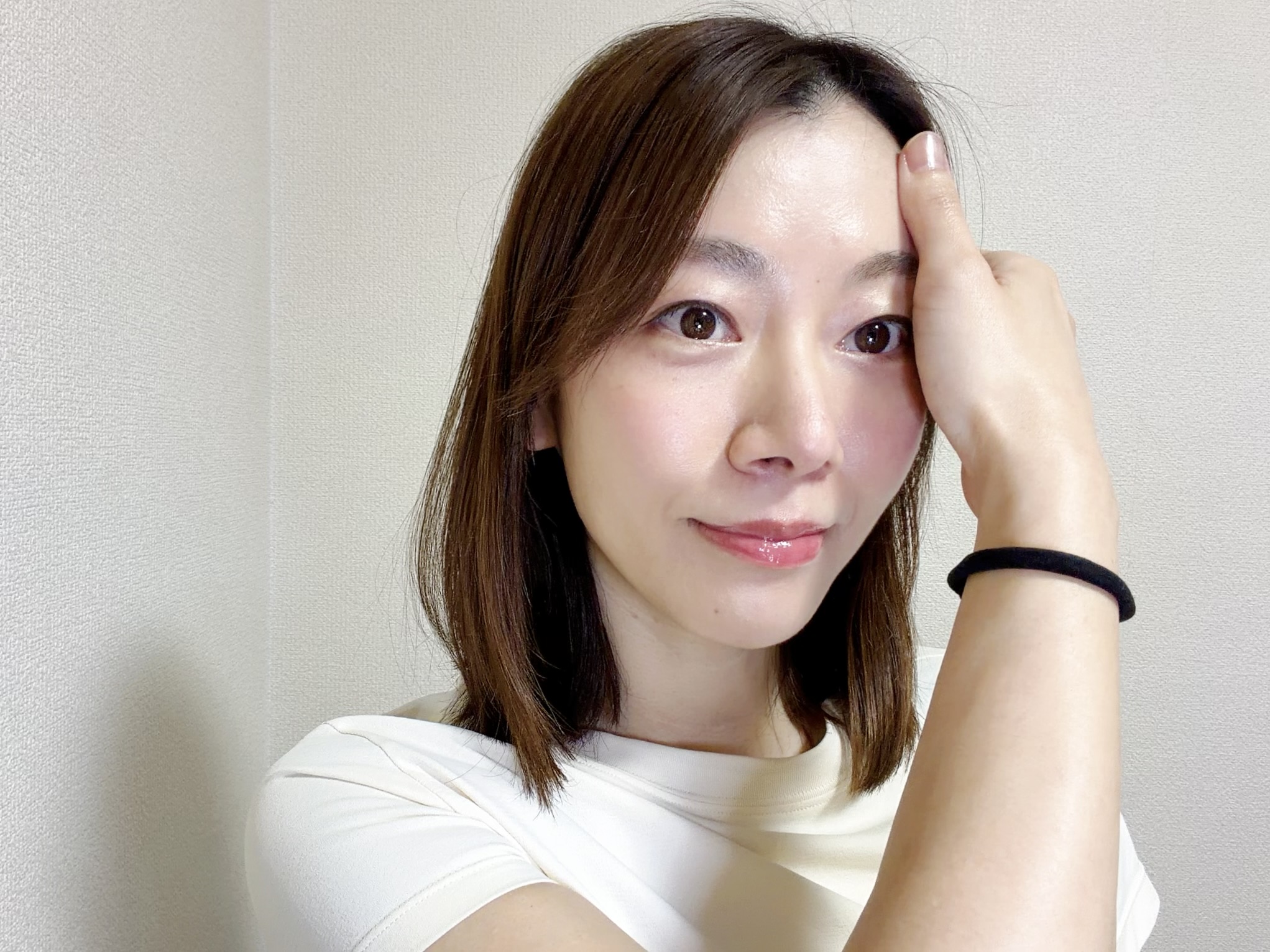 朝1分ですっきり！目が開きにくい朝の「おでこほぐし」マッサージ