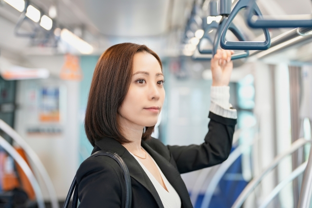 あなたは大丈夫？通勤時の印象美人マナーチェック