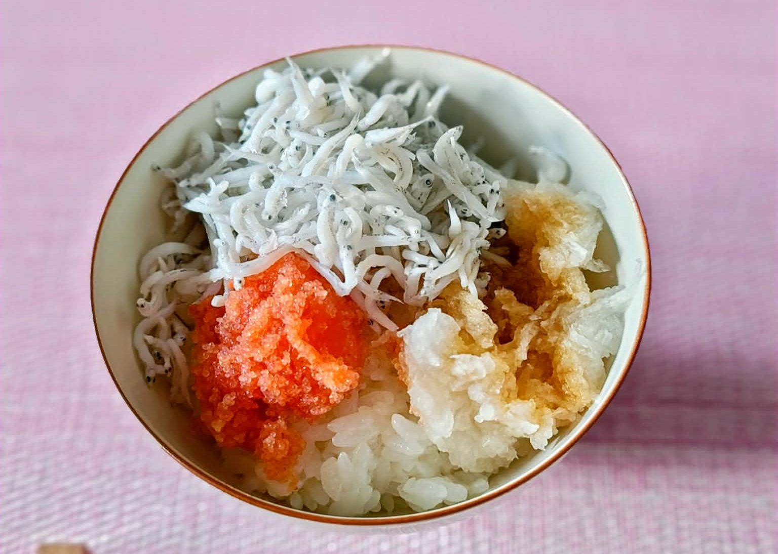 朝ごはん作る時間ない人へ！のせるだけ「栄養満点のっけ丼」