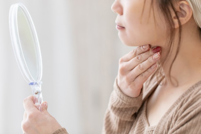 「なんか老けた？」を防ぐ！シミ・たるみ対策に始めたい朝美容3つ