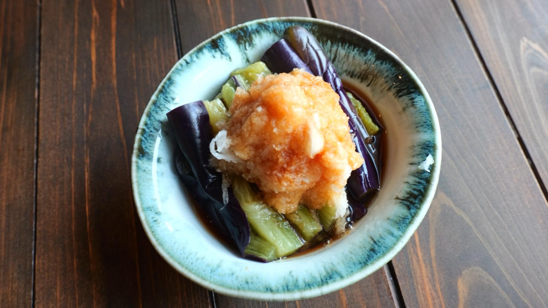 レンジで簡単！とろとろ＆さっぱり「茄子と大根おろしのサラダ」の作り方