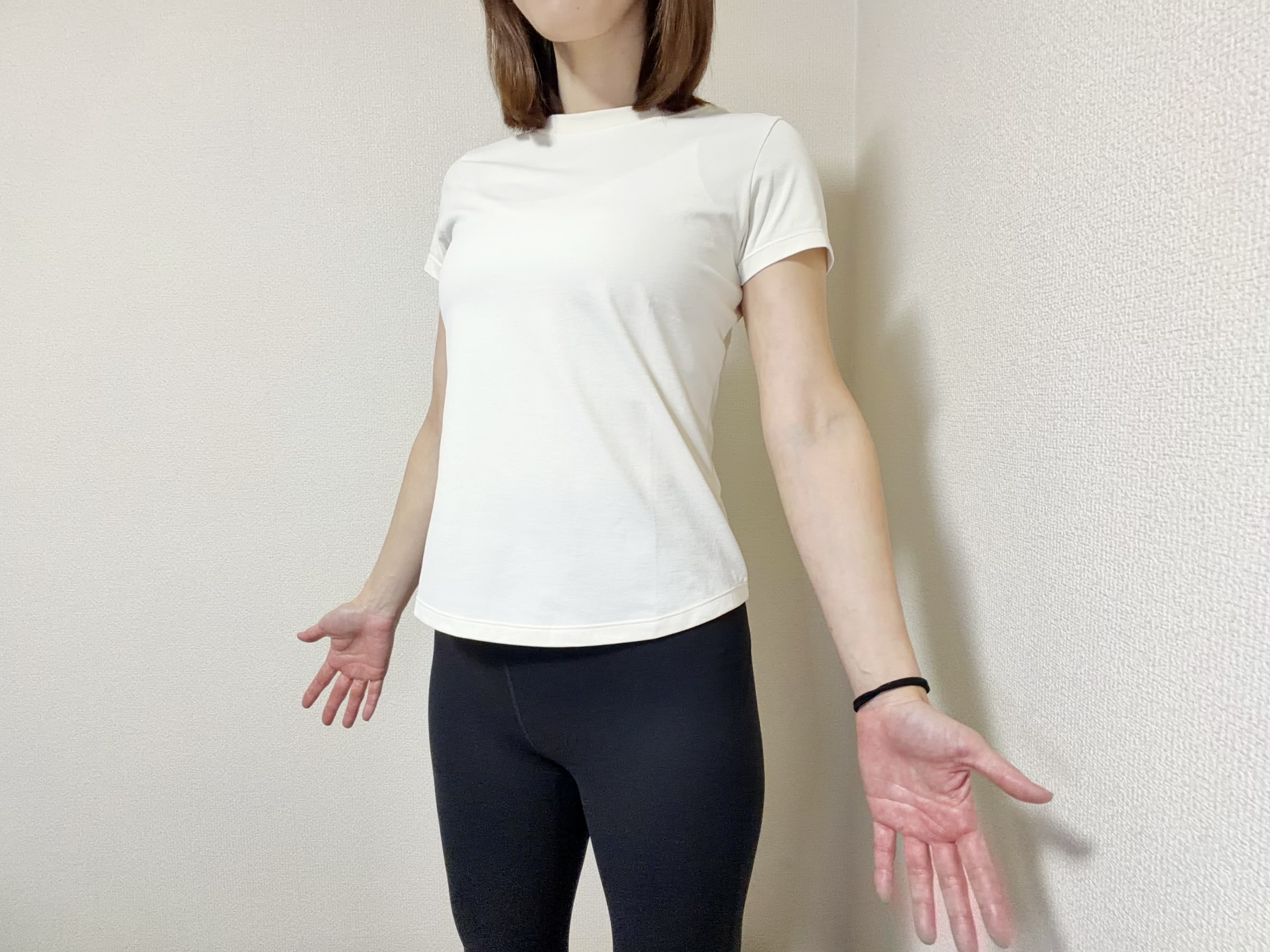 10回くるっと回すだけ！腕が上がりやすくなる「手のひら回し」