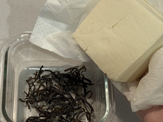 塩昆布と豆腐