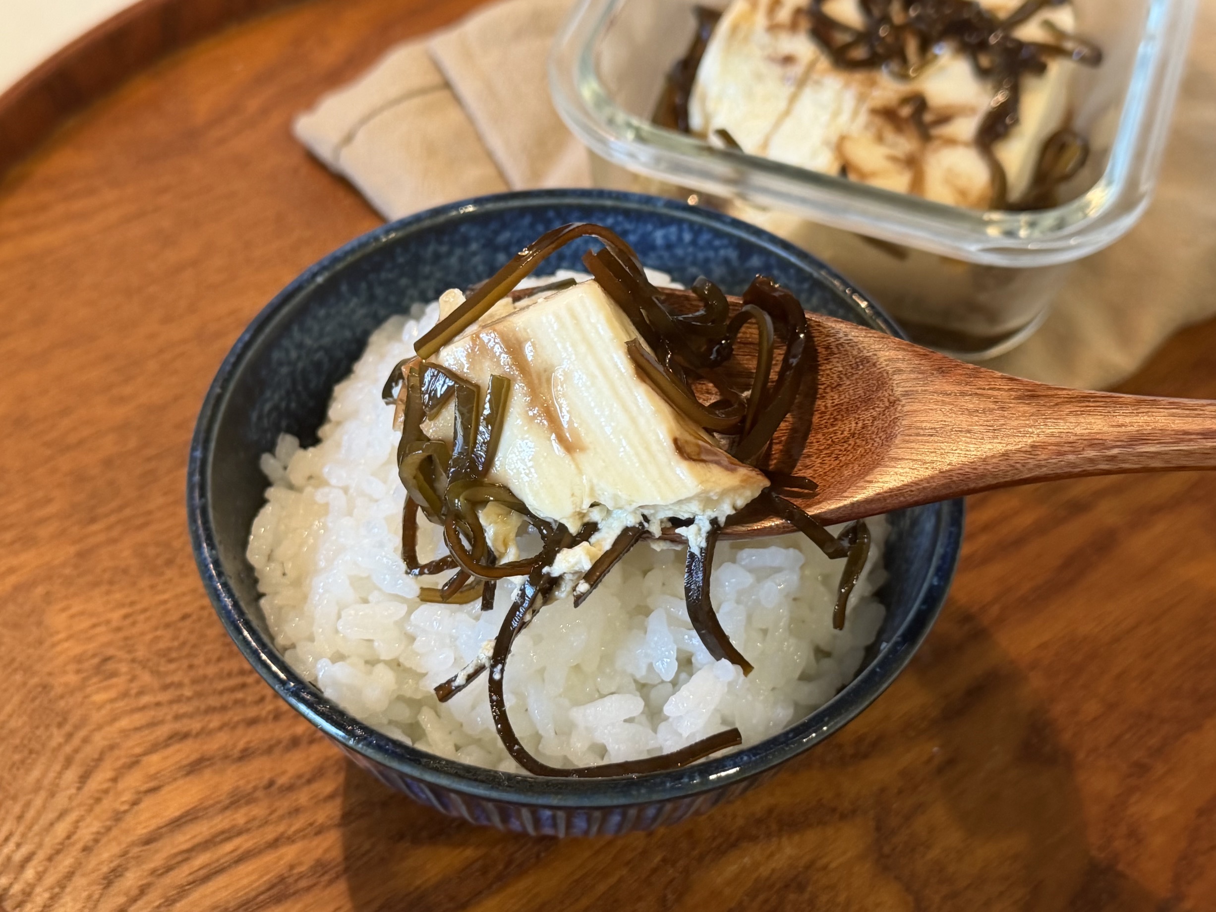 節約中に◎仕込みはたった3分！ごはんがすすむ「豆腐の塩昆布漬け」
