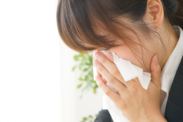 女性 鼻水 鼻炎