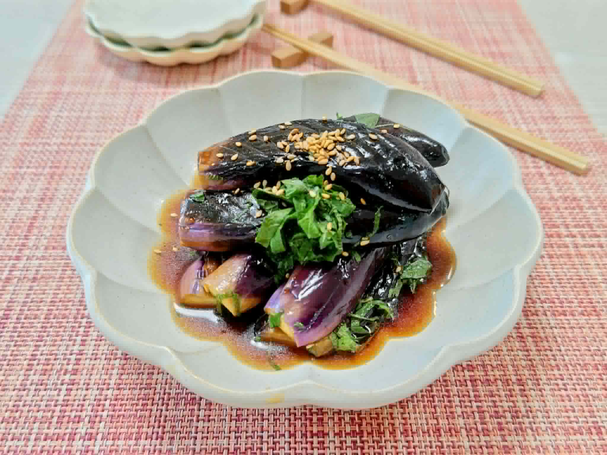 揚げずにしっとり！「なすの焼き浸し」作り置きレシピ