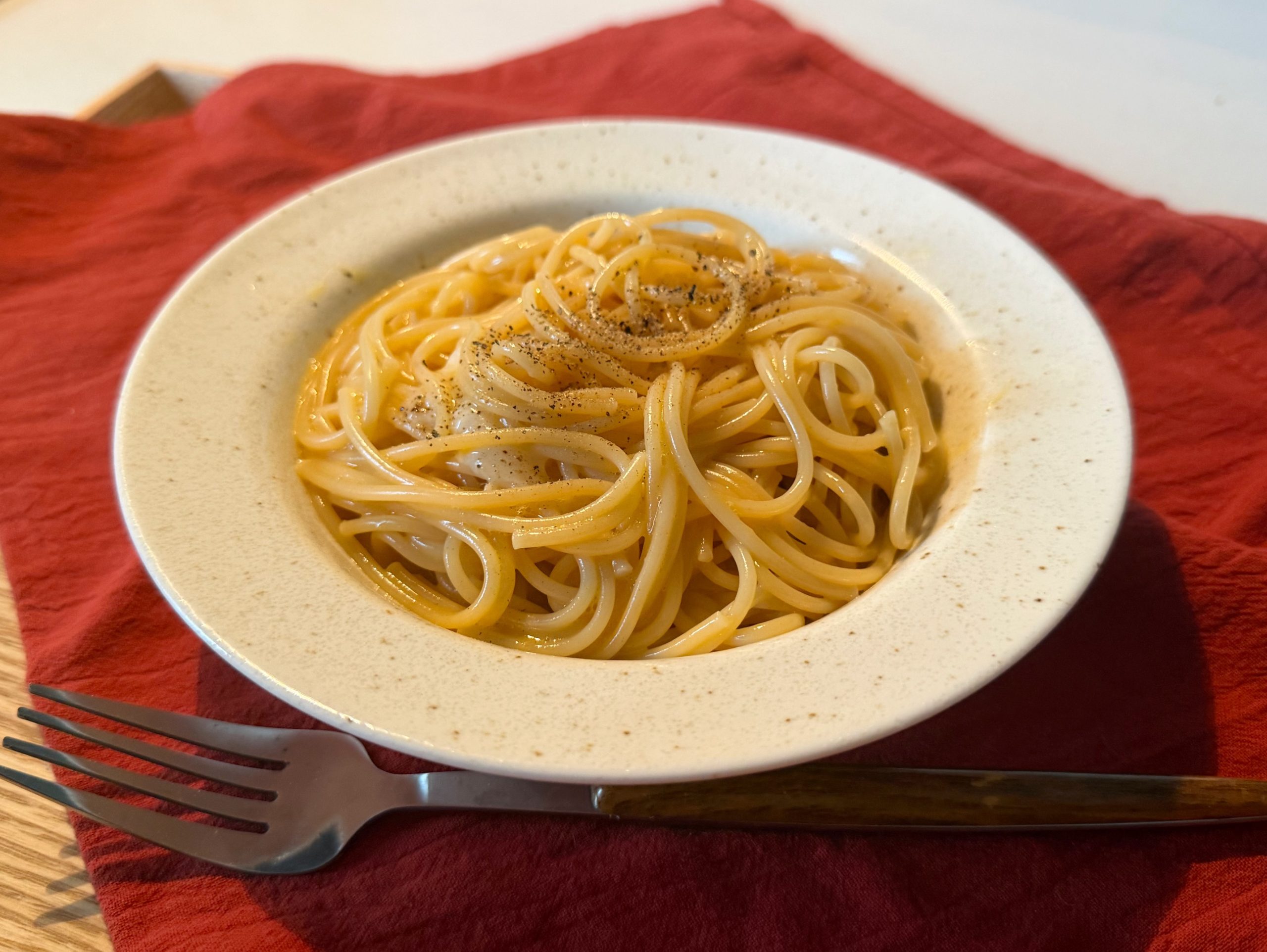  1人前約100円！レンジで作る「カルボナーラ風パスタ」