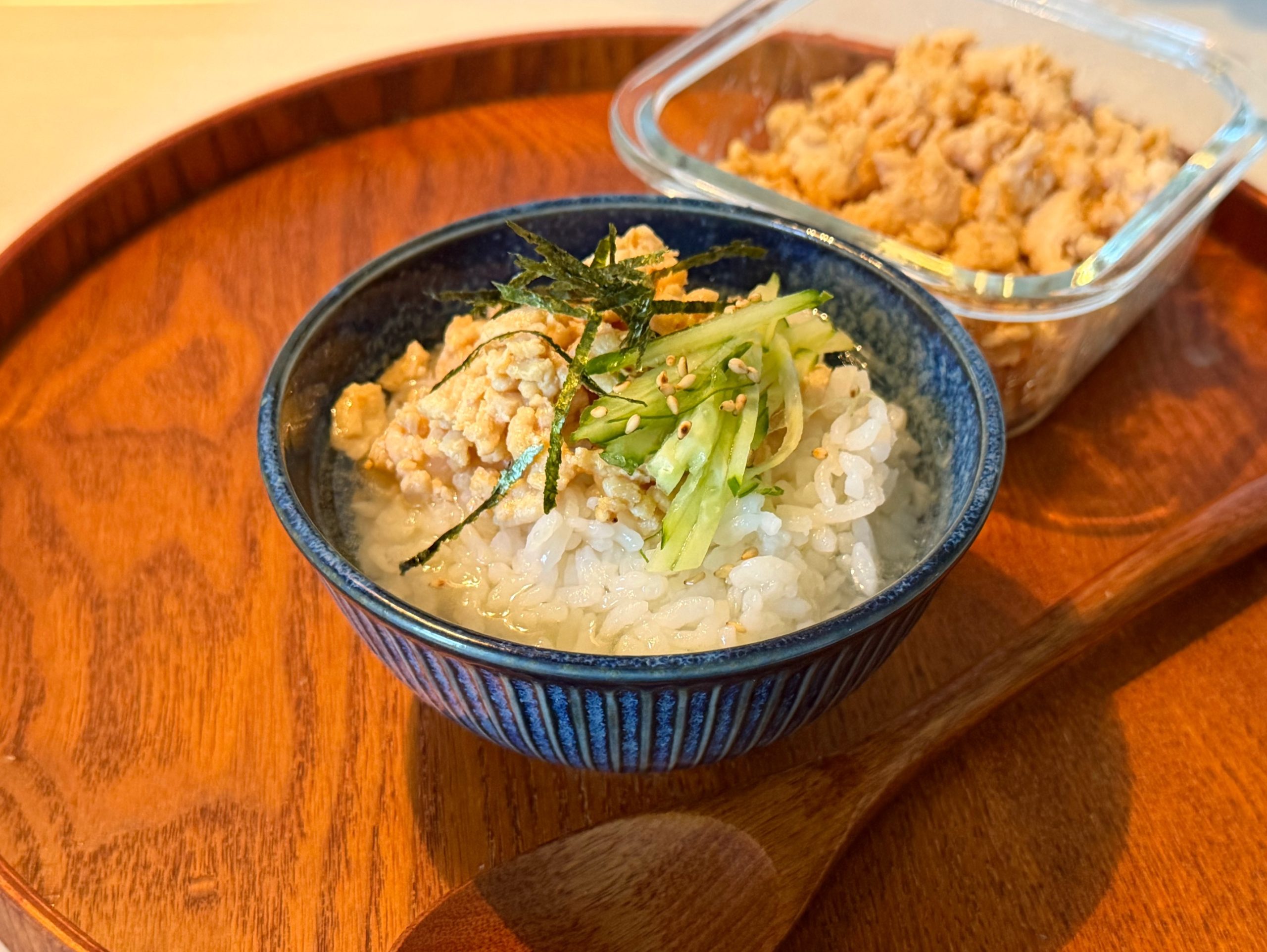 作り置きでラクする！暑い季節に「肉味噌冷や茶漬け」