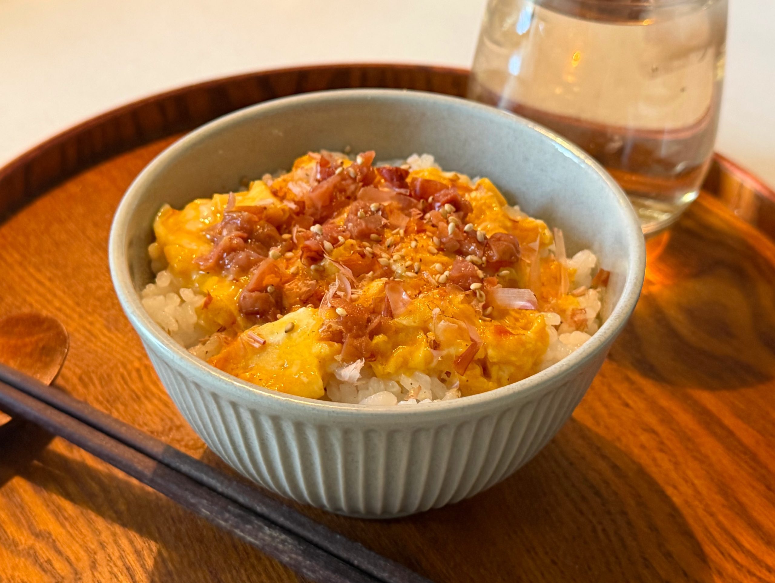 5分で完成！甘酸っぱさがクセになる「梅たまご丼」