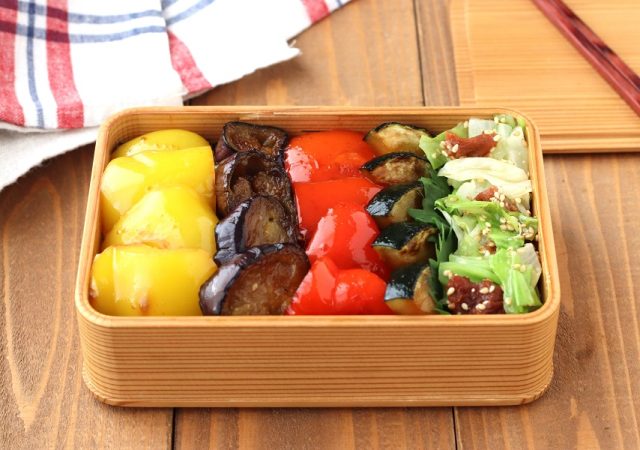 お弁当がパッと華やぐ！簡単「彩り野菜おかず」3つ