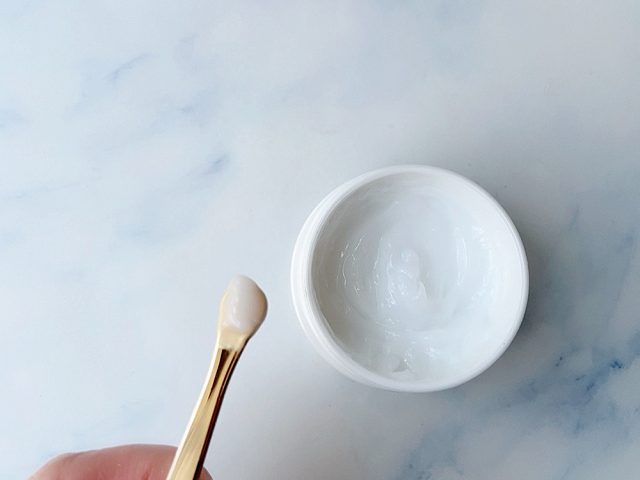 ちふれ 美白 うるおい ジェル 中身