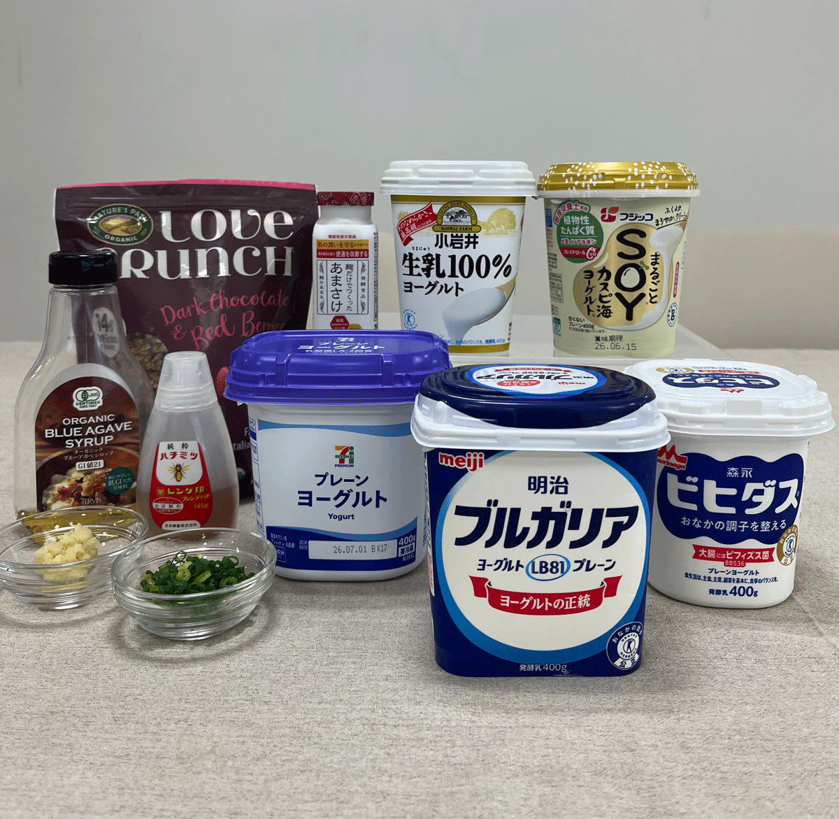 酸味も食感もこんなに違う！編集部が「無糖ヨーグルト」5種を食べ比べ