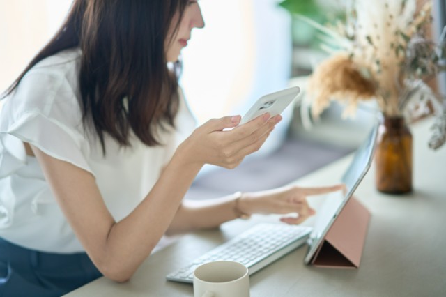 「早起きが続かない」を変える！5分早くから始める3人の工夫