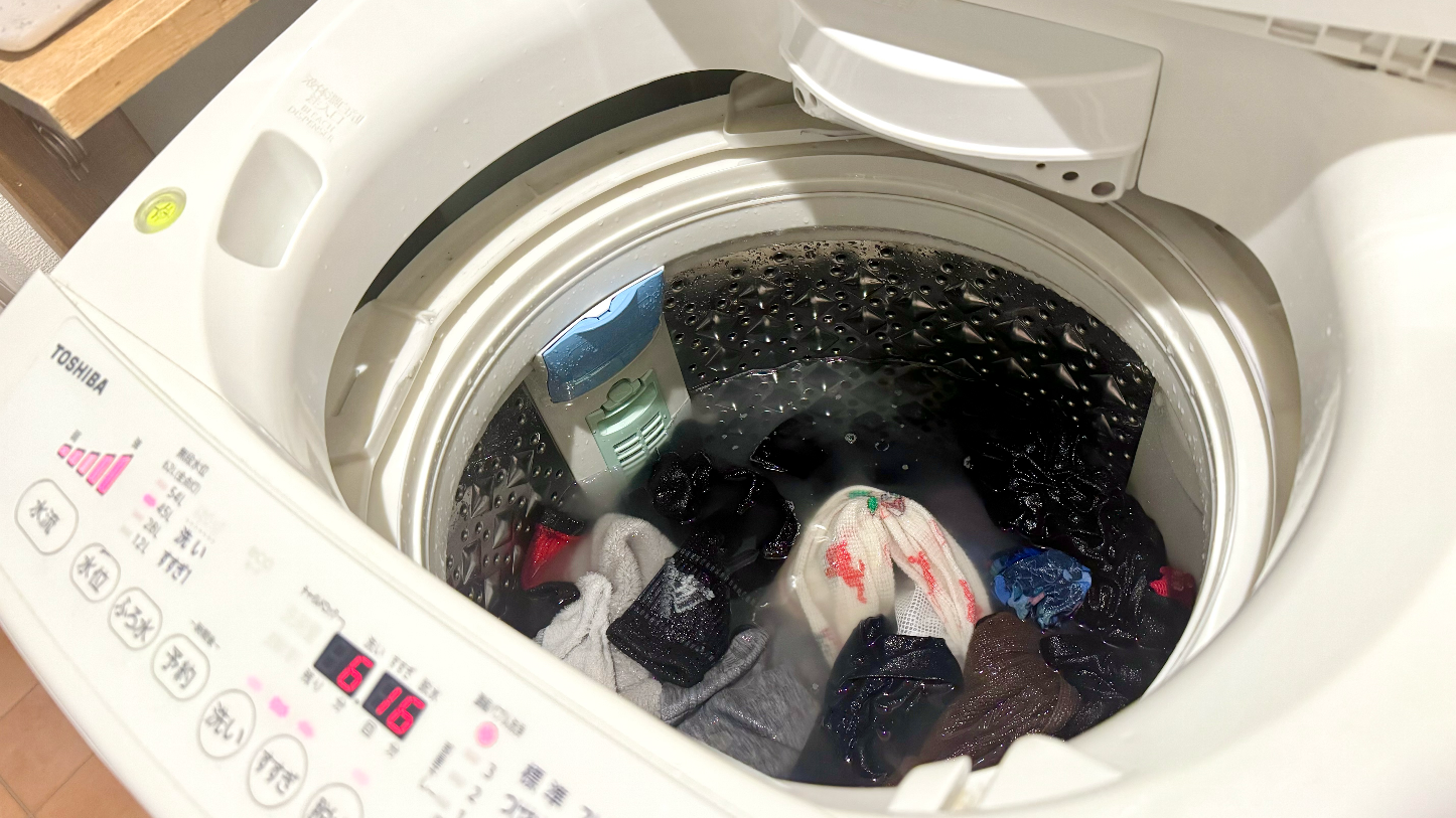 夏の朝がラクになる！掃除のプロが10年以上続ける「夜洗濯」のメリット3つ