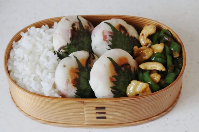 ご飯とおかずを詰めたお弁当