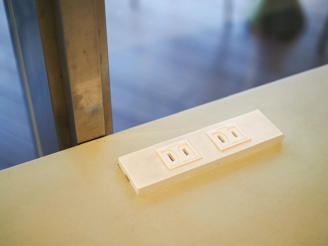 コンセントの挿し口