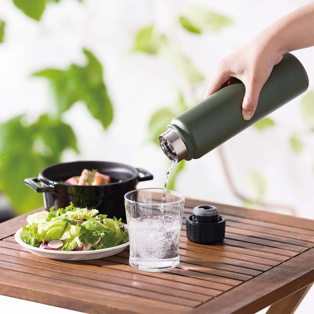 炭酸も冷たいまま持ち歩ける！夏に頼れる「ククナ ステンレスボトル」