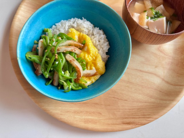 暑い朝は手軽に涼やかに！夏野菜と「器」で楽しむ朝ごはん
