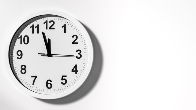 英語「in the last minute」の意味って？