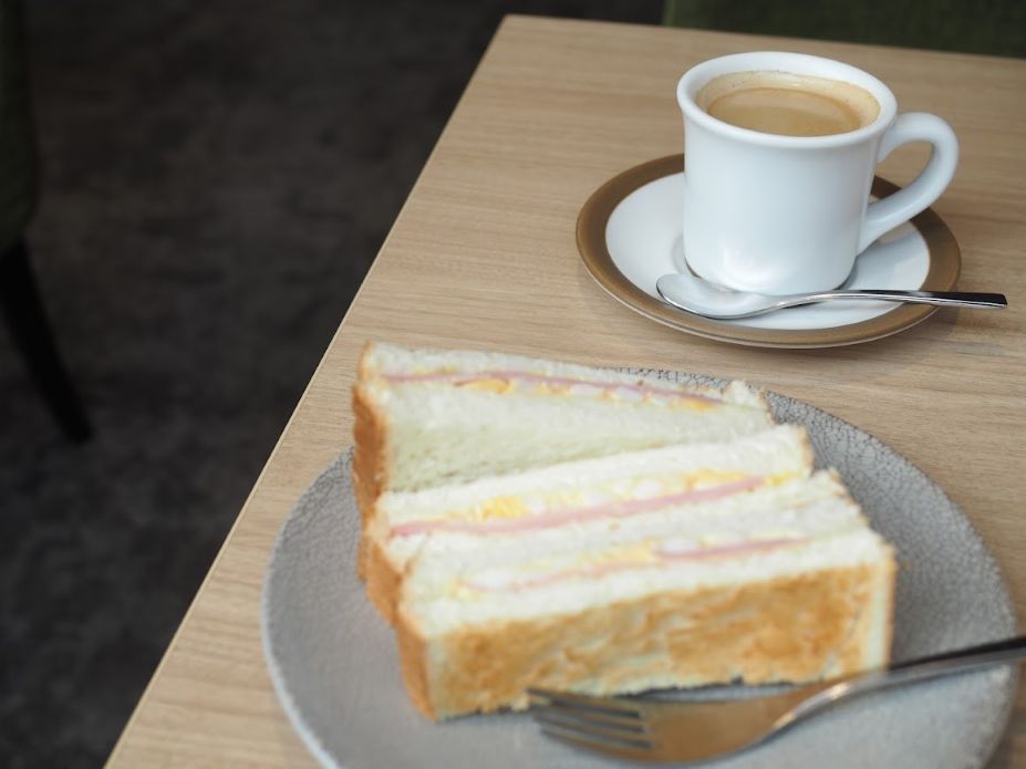 銀座ルノアールが展開！お手頃価格の「Cafe Renoir」でサンドイッチモーニング