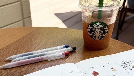 忙しい朝こそ”自分だけの時間”を。15分で「今日の楽しみ」を予約する手帳習慣