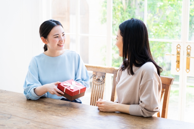 お祝い・謝罪で何を選ぶ？お菓子に込められた意味と合わせる粋な選びかた
